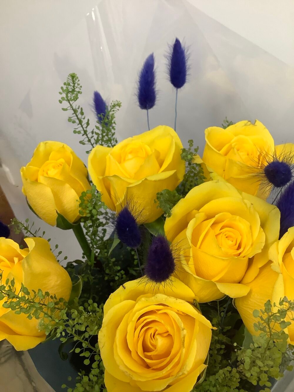 7 Yellow Roses with 11 Blue Accents - Image 5