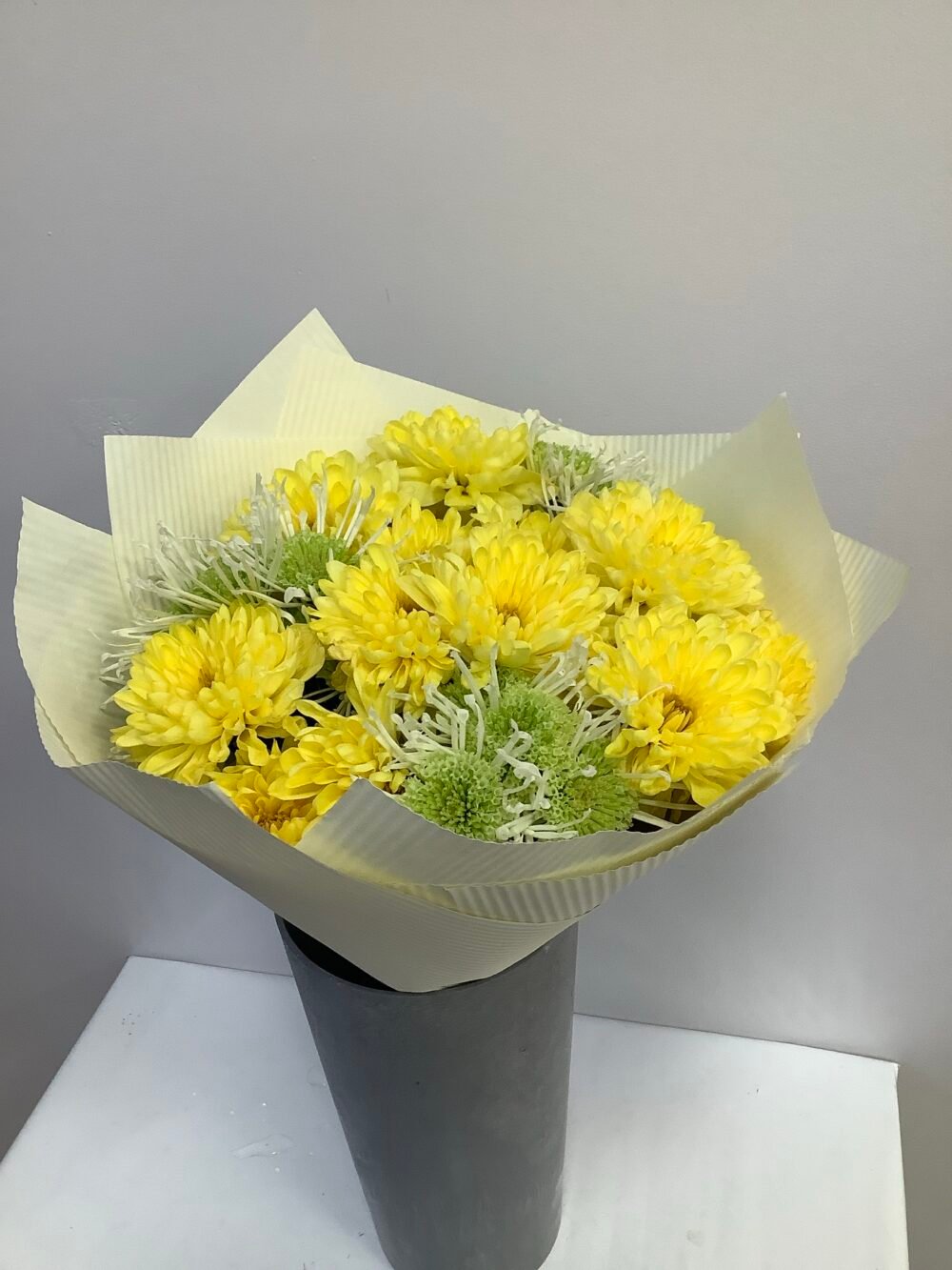 Yellow and Green Flower Bouquet Mix 25x40 cm - Image 2